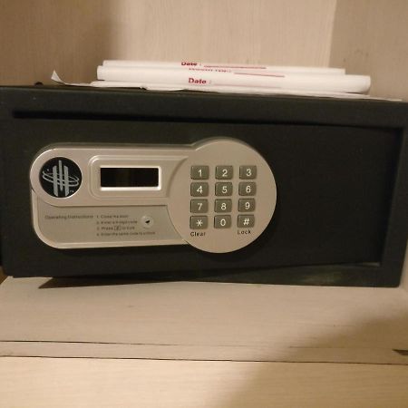 Ramada Ahmedabad 호텔 외부 사진