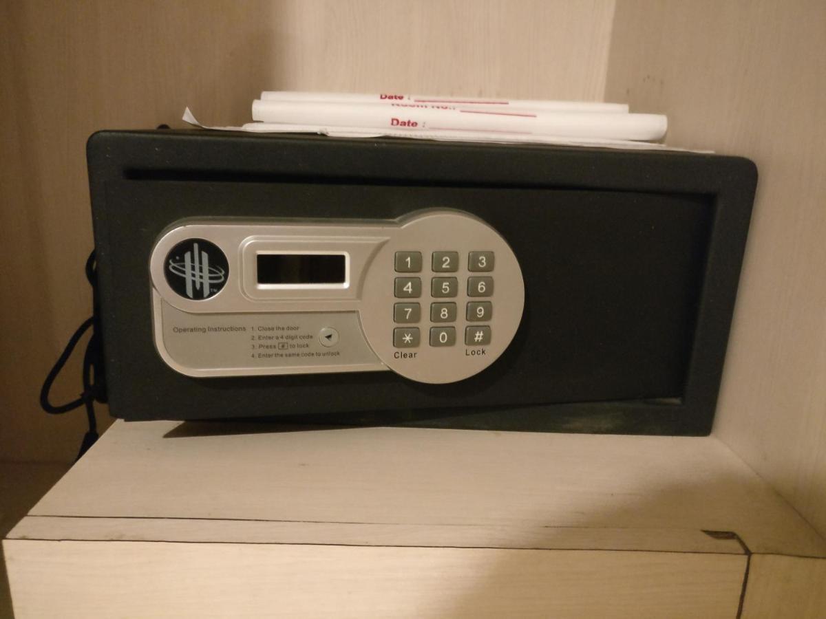 Ramada Ahmedabad 호텔 외부 사진