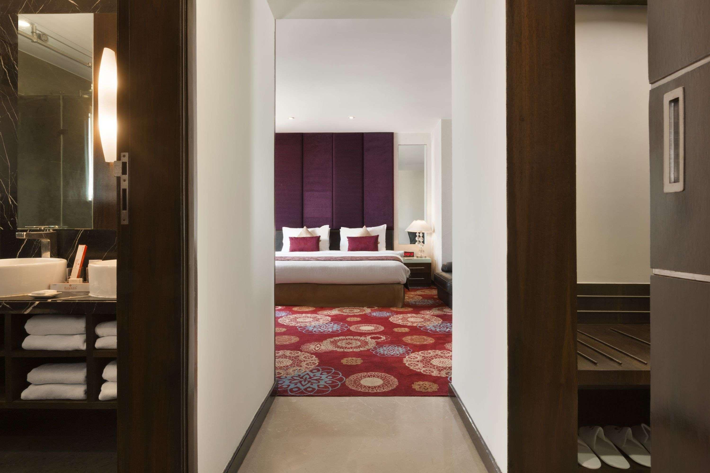 Ramada Ahmedabad 호텔 외부 사진
