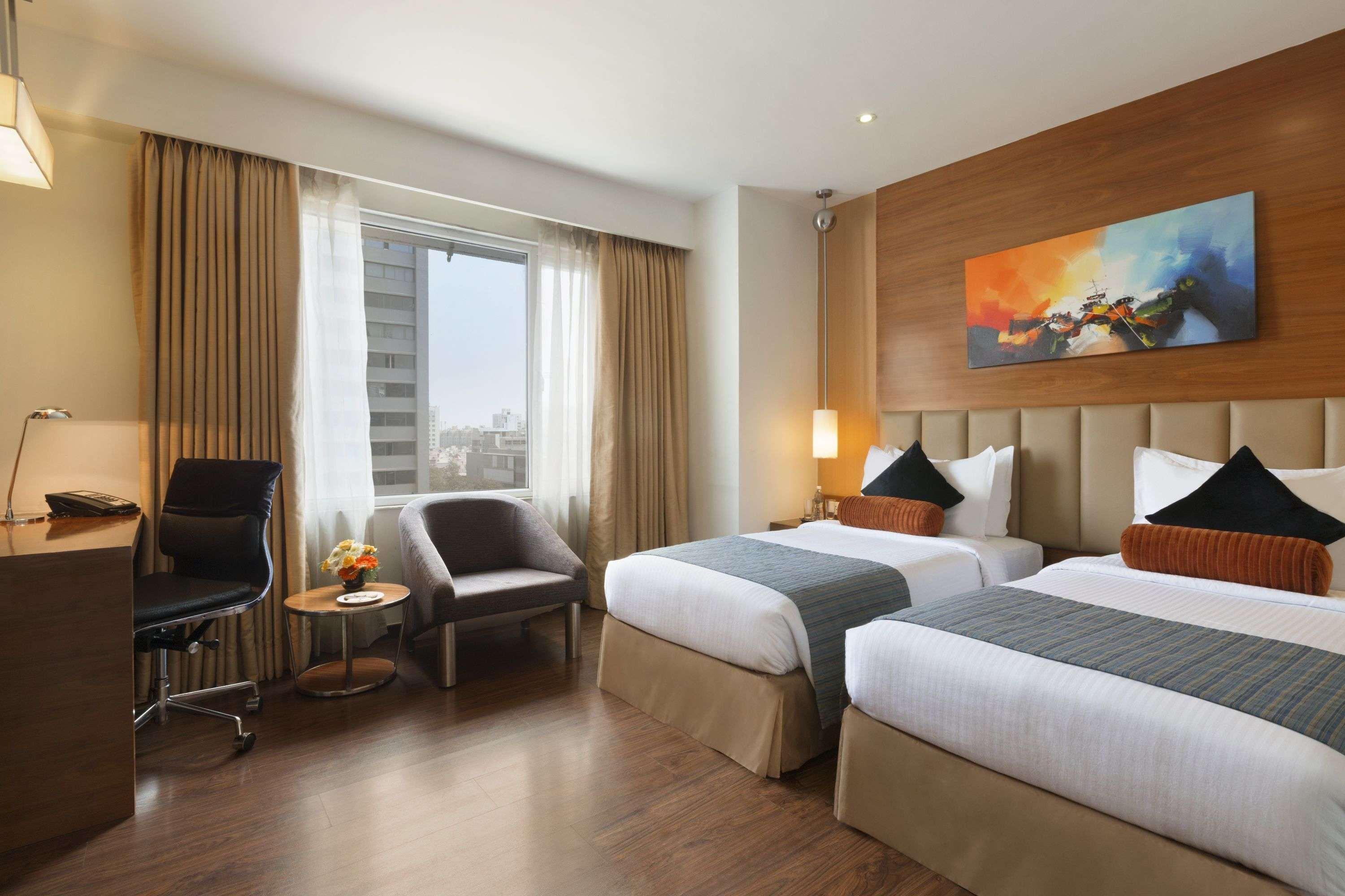 Ramada Ahmedabad 호텔 외부 사진