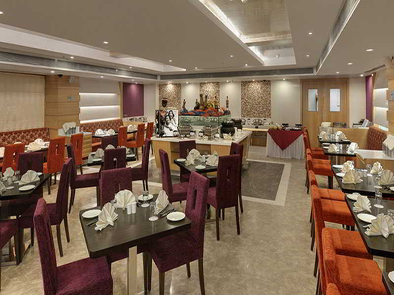 Ramada Ahmedabad 호텔 외부 사진