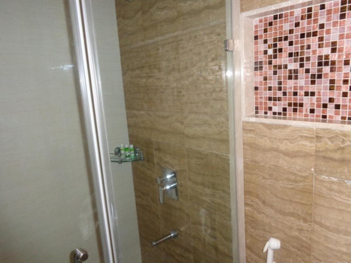Ramada Ahmedabad 호텔 외부 사진