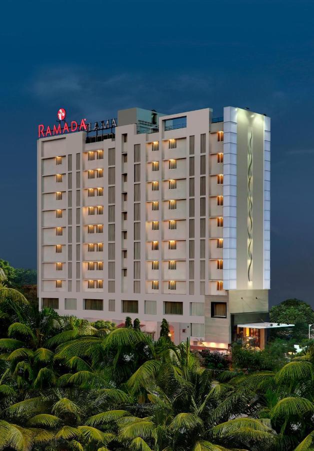 Ramada Ahmedabad 호텔 외부 사진
