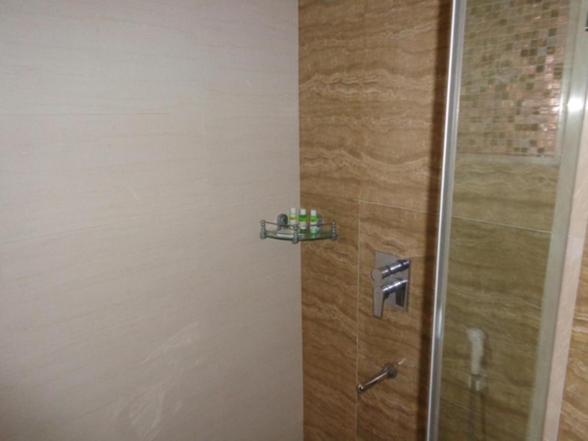 Ramada Ahmedabad 호텔 외부 사진